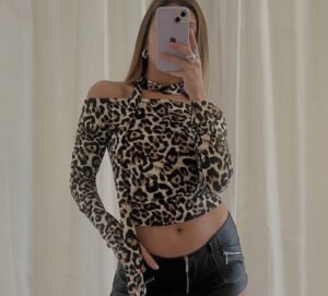 Top animal print + lazo
